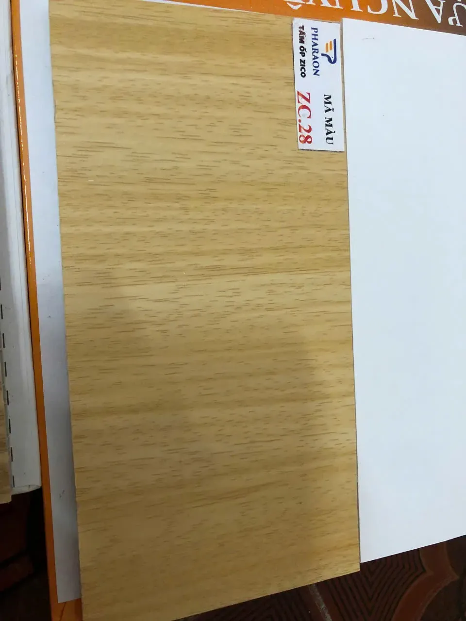 Mẫu 105