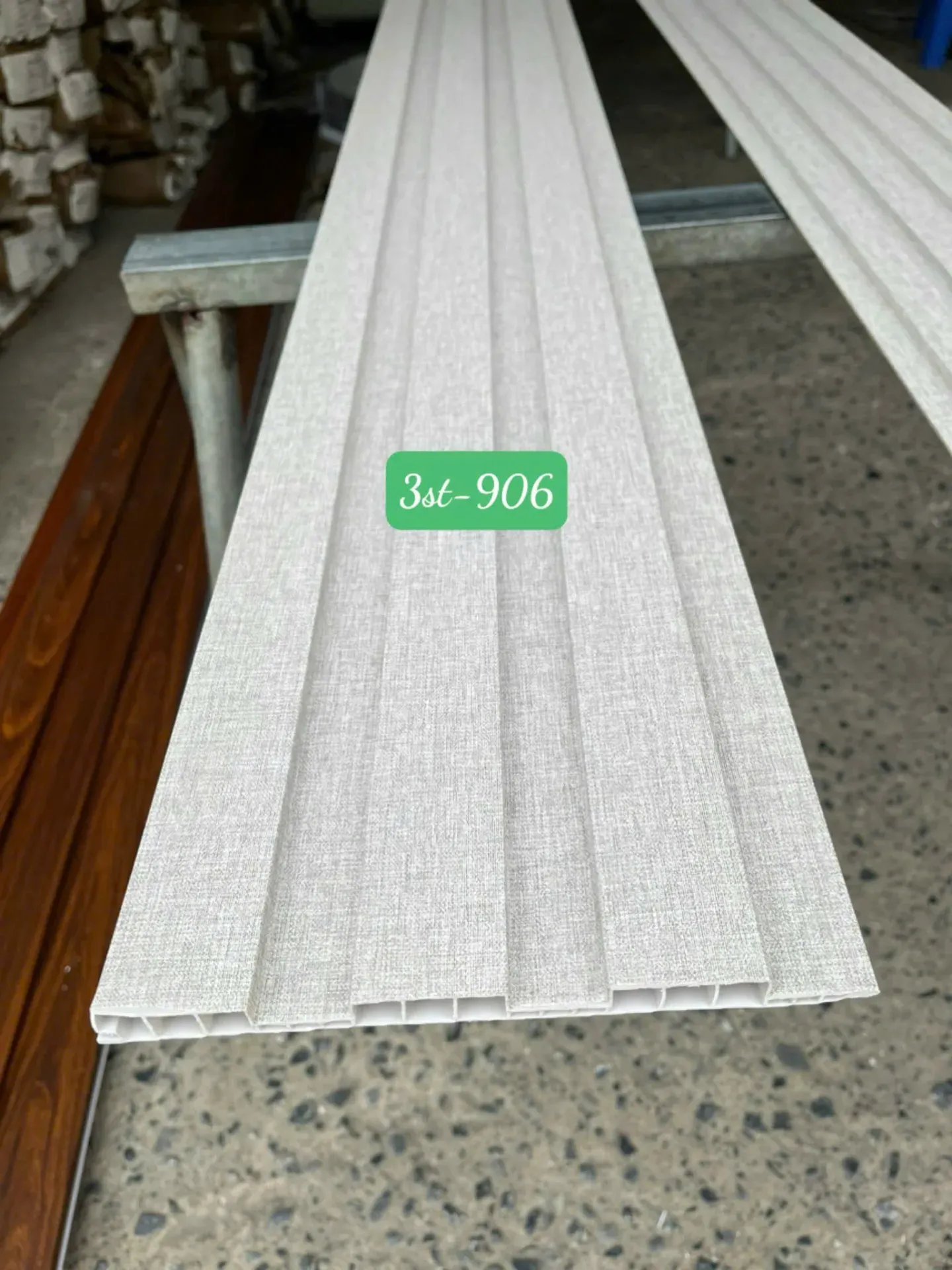 Mẫu 18